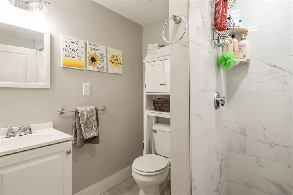 4 bed, 3 bath apartment for rent at 155 Dorchester St, South Boston — photo 13 of 24