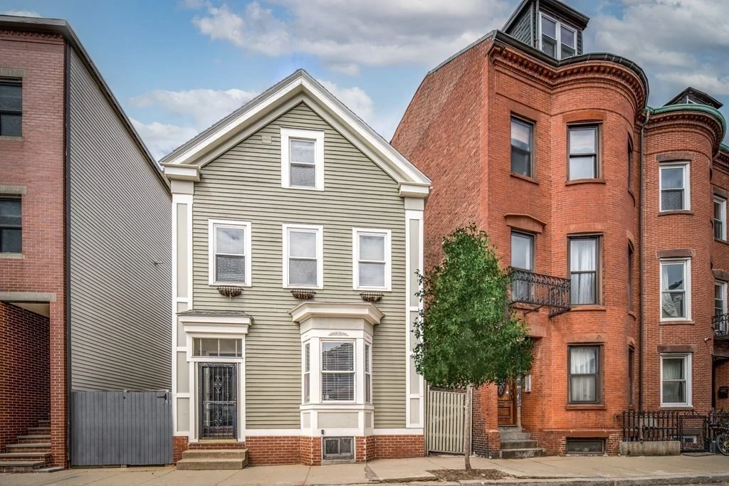 4 bed, 3 bath apartment for rent at 155 Dorchester St, South Boston — photo 20 of 24