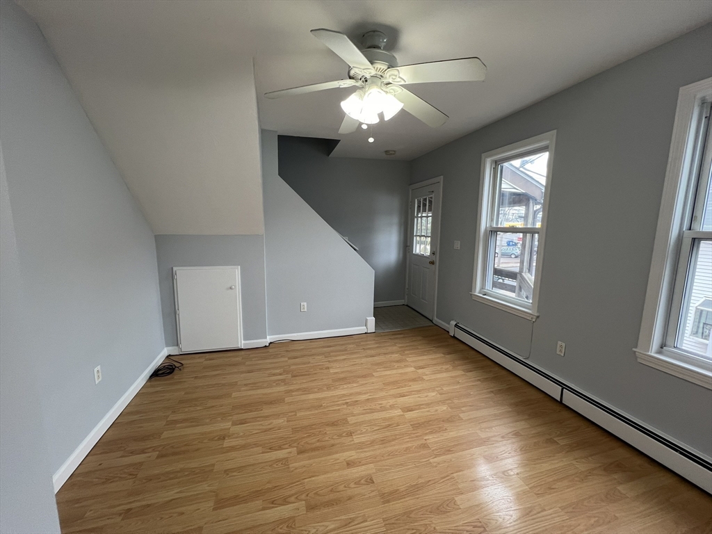 1 bed, 1 bath apartment for rent at 155 East Central St Unit R, Franklin — photo 3 of 11