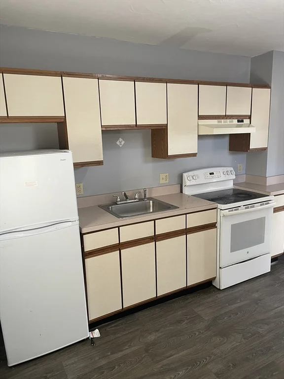 1 bed, 1 bath apartment for rent at 155 East Central St Unit F, Franklin — photo 6 of 28