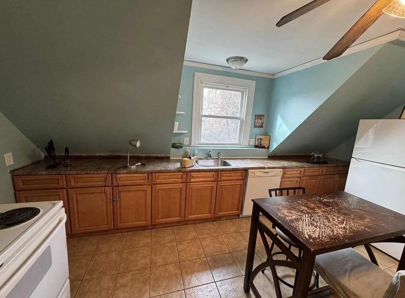 1 bed, 1 bath apartment for rent at 155 Kilsyth Rd Unit 2, Brighton — photo 4 of 15