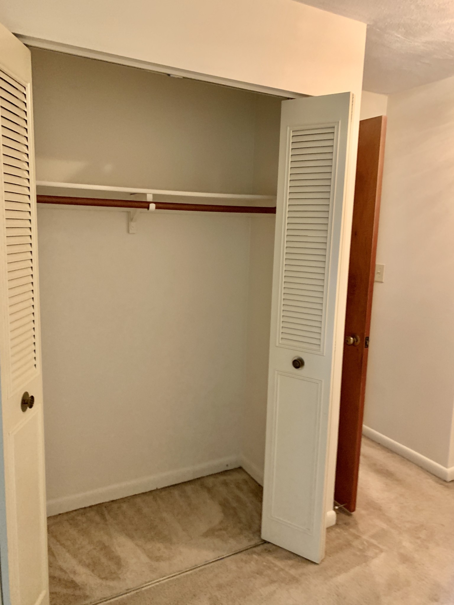 1 bed, 1.5 bath apartment for rent at 155 Lexington St Unit 15, Auburndale — photo 6 of 8