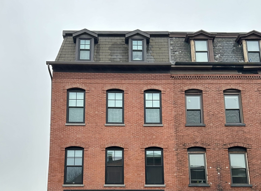 2 bed, 1 bath apartment for rent at 155 Meridian St Unit 2, East Boston — photo 1 of 10