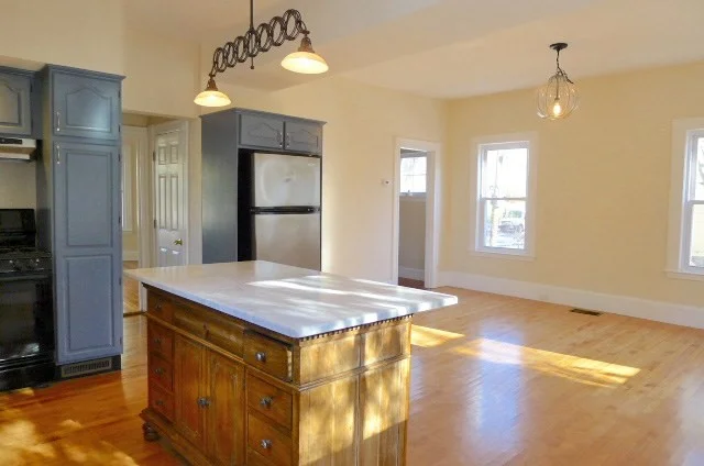 5 bed, 2 bath apartment for rent at 155 Oak St, Newton Upper Falls — photo 2 of 16