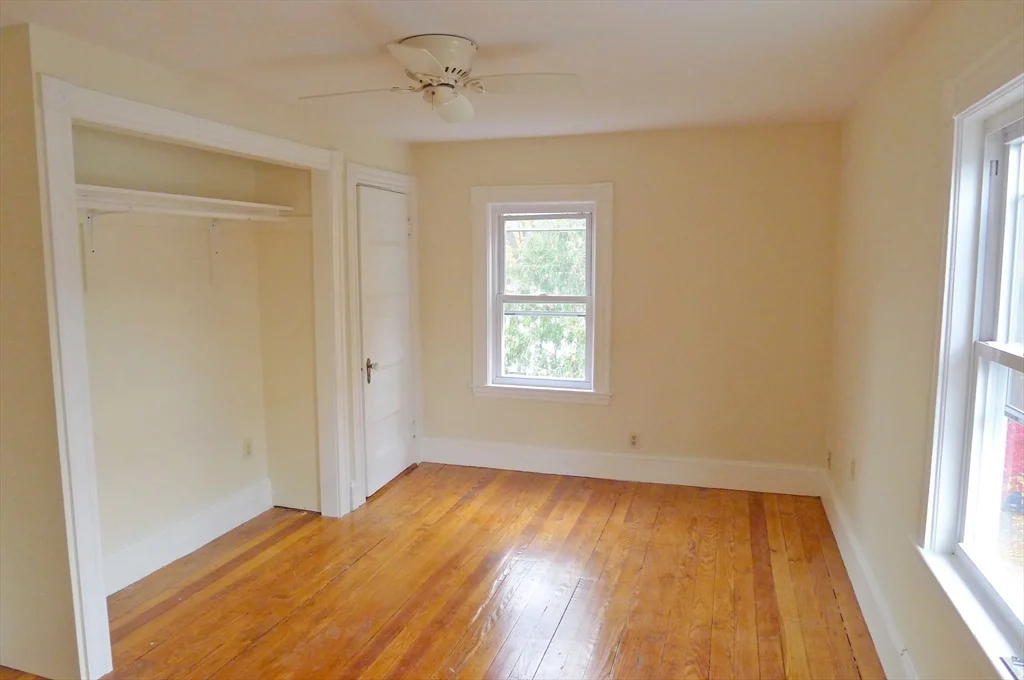 5 bed, 2 bath apartment for rent at 155 Oak St, Newton Upper Falls — photo 7 of 16