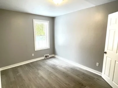 3 bed, 1 bath apartment for rent at 155 Oak St Unit 1, Taunton — photo 8 of 12