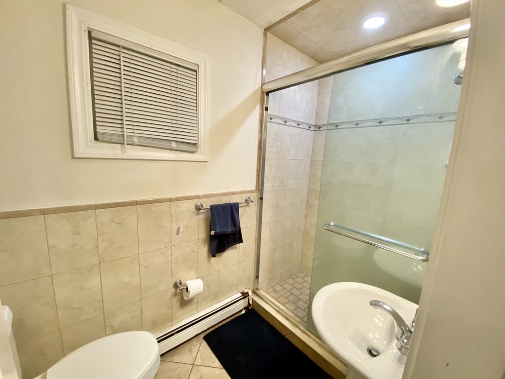 3 bed, 1 bath apartment for rent at 155 Salem St Unit 1, North End — photo 13 of 18