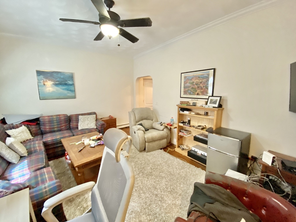 3 bed, 1 bath apartment for rent at 155 Salem St Unit 1, North End — photo 3 of 18