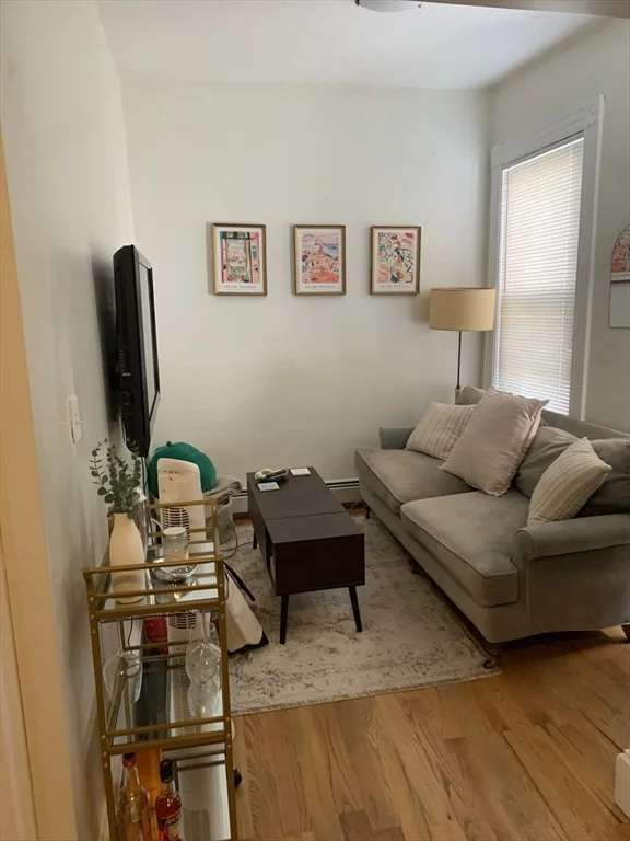 2 bed, 1 bath apartment for rent at 155 Salem St Unit 3, North End — photo 5 of 10
