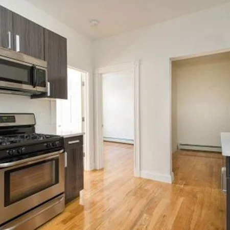 2 bed, 1 bath apartment for rent at 155 Salem St Unit 3, North End — photo 2 of 10