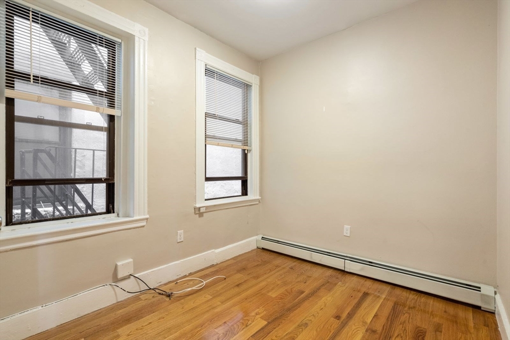 2 bed, 1 bath apartment for rent at 155 Salem St Unit 4, North End — photo 6 of 16