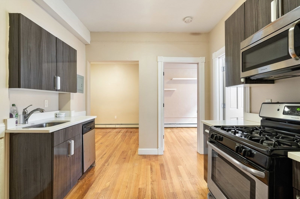 2 bed, 1 bath apartment for rent at 155 Salem St Unit 4, North End — photo 2 of 16