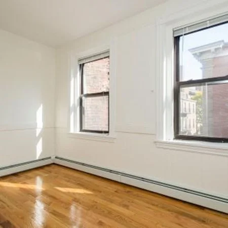 2 bed, 1 bath apartment for rent at 155 Salem St Unit 7, North End — photo 3 of 4