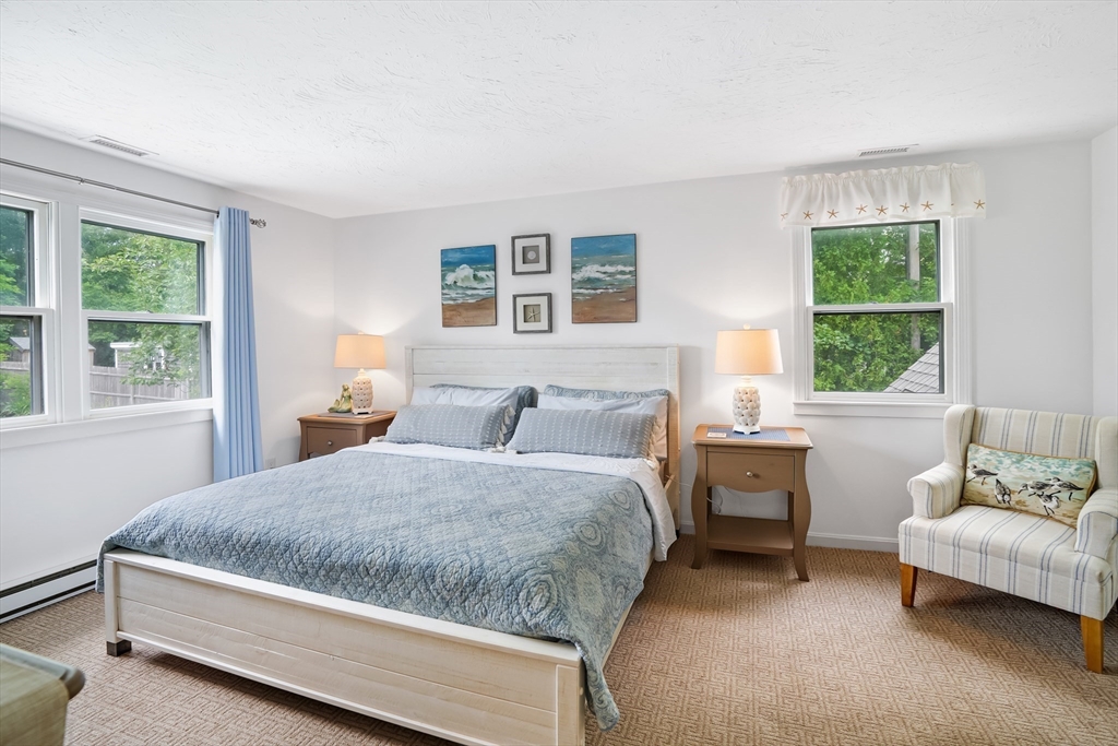 4 bed, 2 bath apartment for rent at 155 Skiff Ave, Tisbury — photo 16 of 21