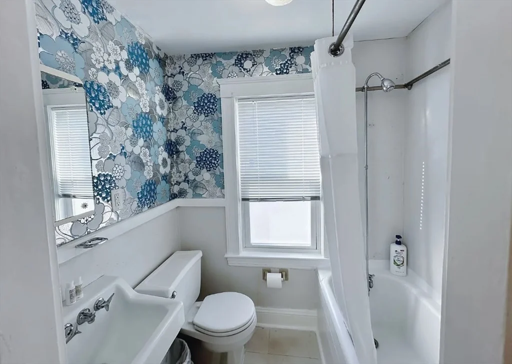1 bed, 1 bath apartment for rent at 155 Spruce St Unit 3, Watertown — photo 10 of 12