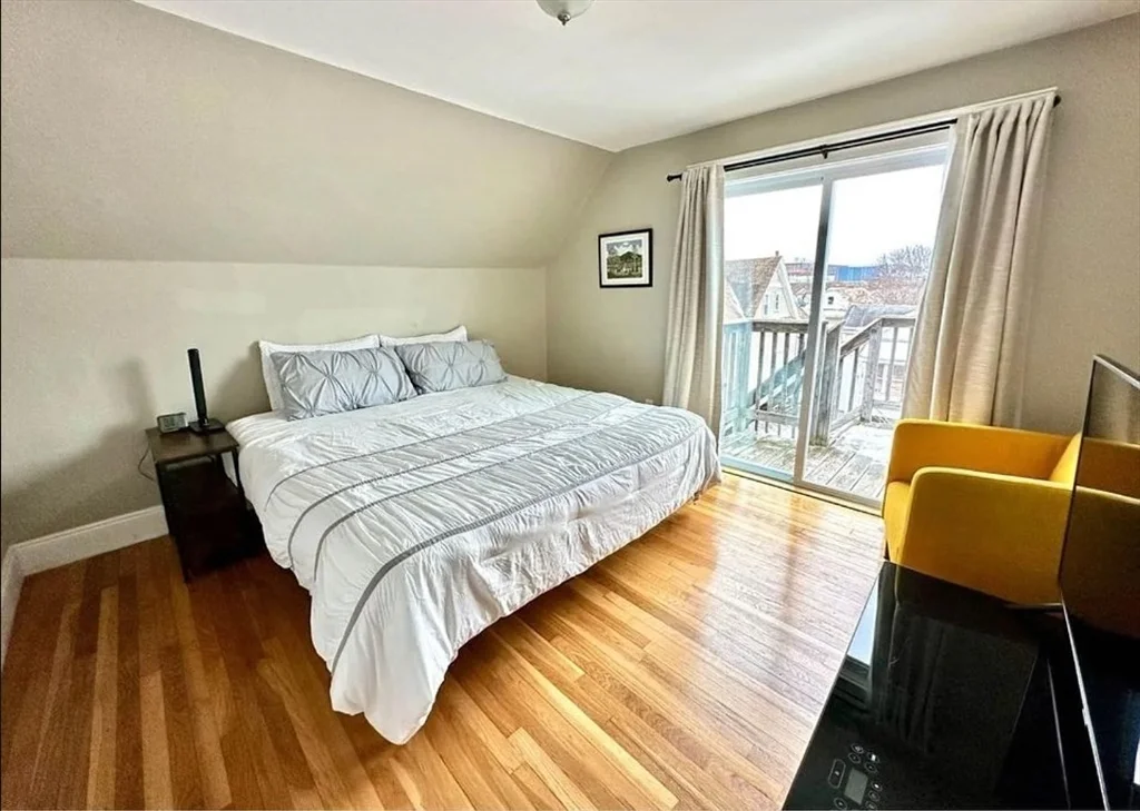 1 bed, 1 bath apartment for rent at 155 Spruce St Unit 3, Watertown — photo 8 of 12