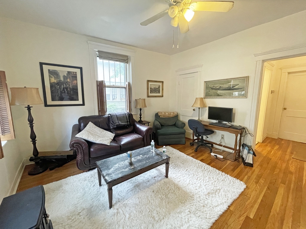 1 bed, 1 bath apartment for rent at 155 Strathmore Rd Unit 1-AA, Brighton