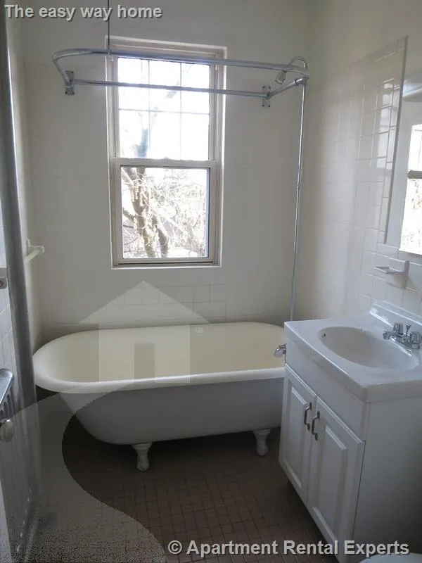 1 bed, 1 bath apartment for rent at 155 Summer St Unit 10R, Spring Hill — photo 8 of 9