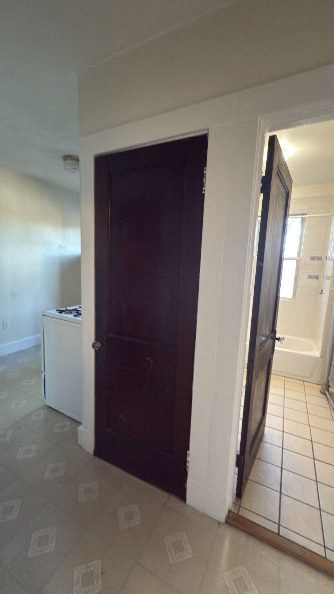 1 bed, 1 bath apartment for rent at 155 Summer St Unit 11D, Spring Hill — photo 5 of 21