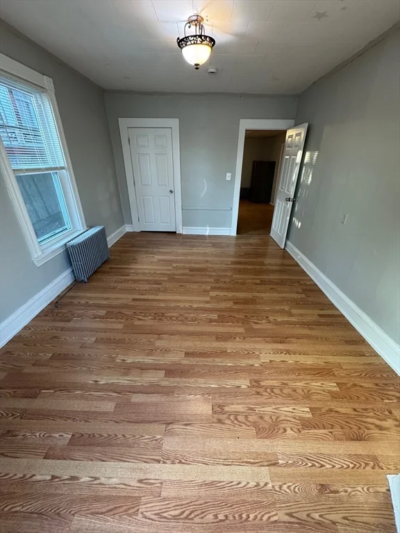 3 bed, 1 bath apartment for rent at 155 Summer St Unit 155, Lowell — photo 3 of 24