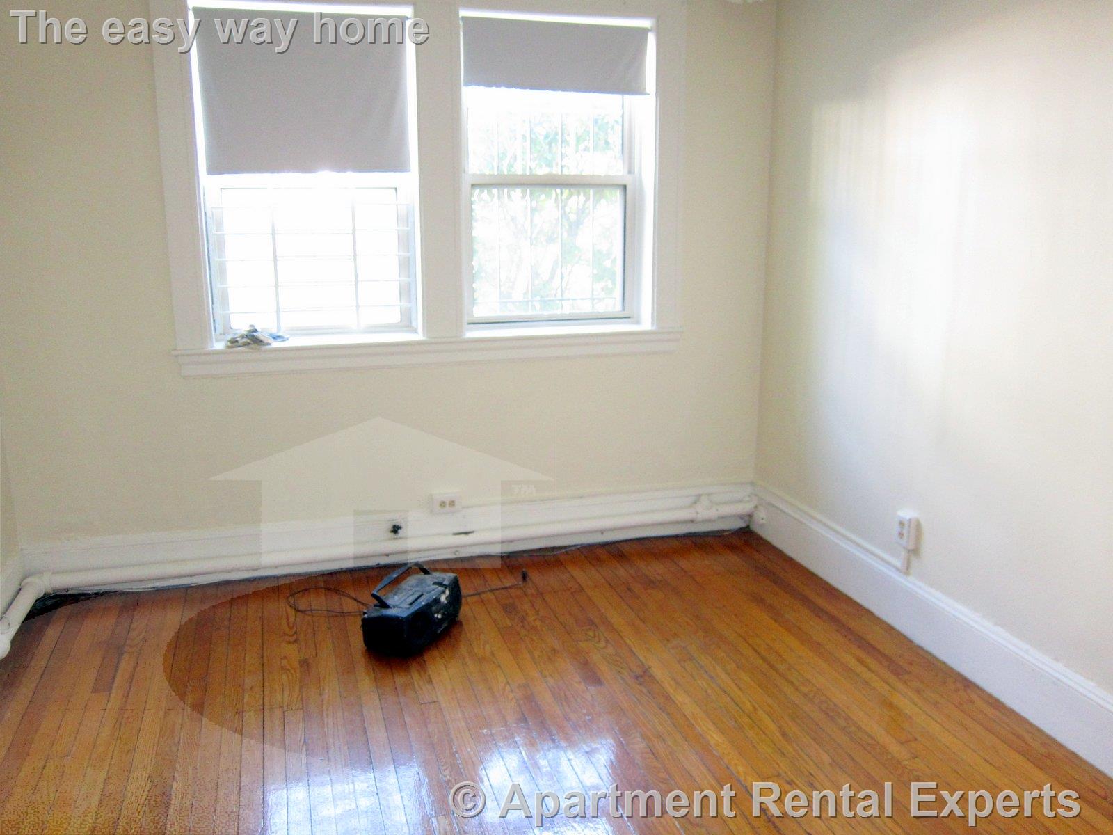 2 bed, 1 bath apartment for rent at 155 Summer St Unit 1B, Spring Hill — photo 4 of 9