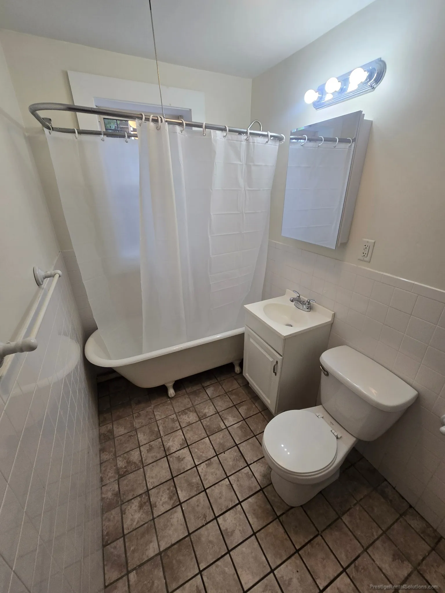1 bed, 1 bath apartment for rent at 155 Summer St Unit 3B, Spring Hill — photo 6 of 12
