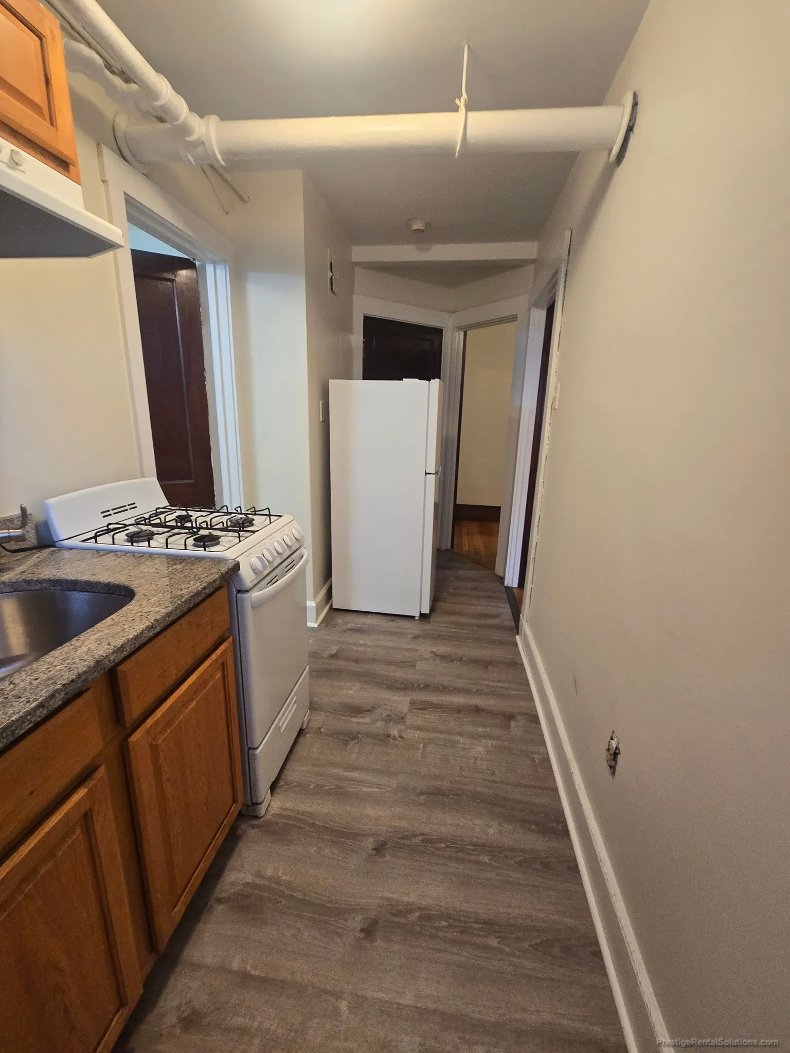 1 bed, 1 bath apartment for rent at 155 Summer St Unit 3B, Spring Hill — photo 8 of 12