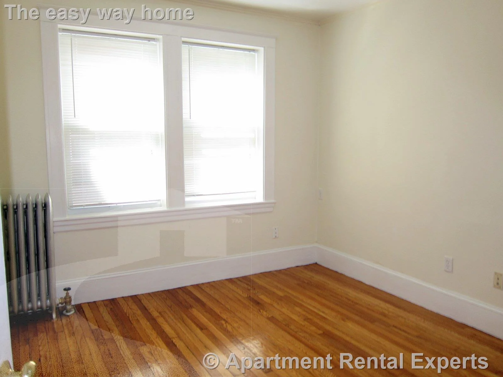 3 bed, 1 bath apartment for rent at 155 Summer St Unit 9F, Spring Hill — photo 3 of 9