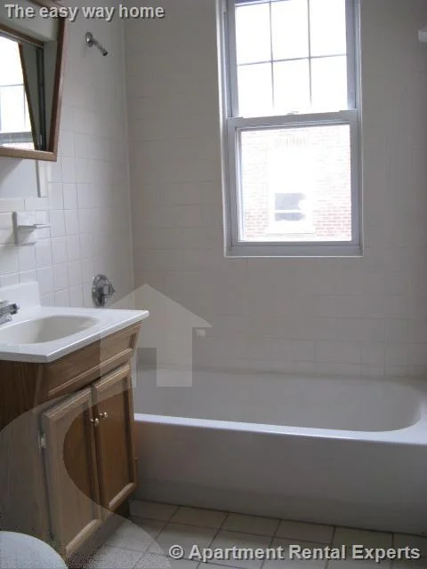 1 bed, 1 bath apartment for rent at 155 Summer St Unit 9R, Spring Hill — photo 3 of 6