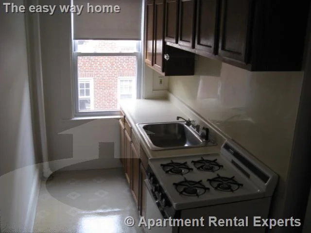 1 bed, 1 bath apartment for rent at 155 Summer St Unit 9R, Spring Hill — photo 2 of 6