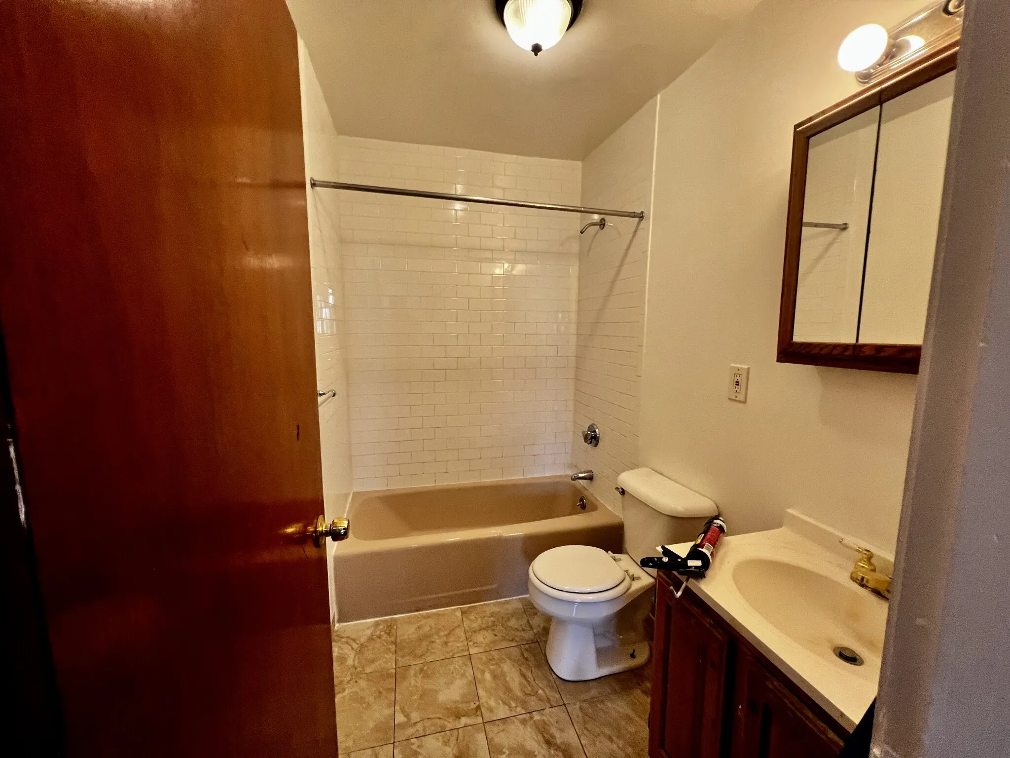 2 bed, 1 bath apartment for rent at 155 Williams St Unit 18, Jamaica Plain — photo 6 of 6