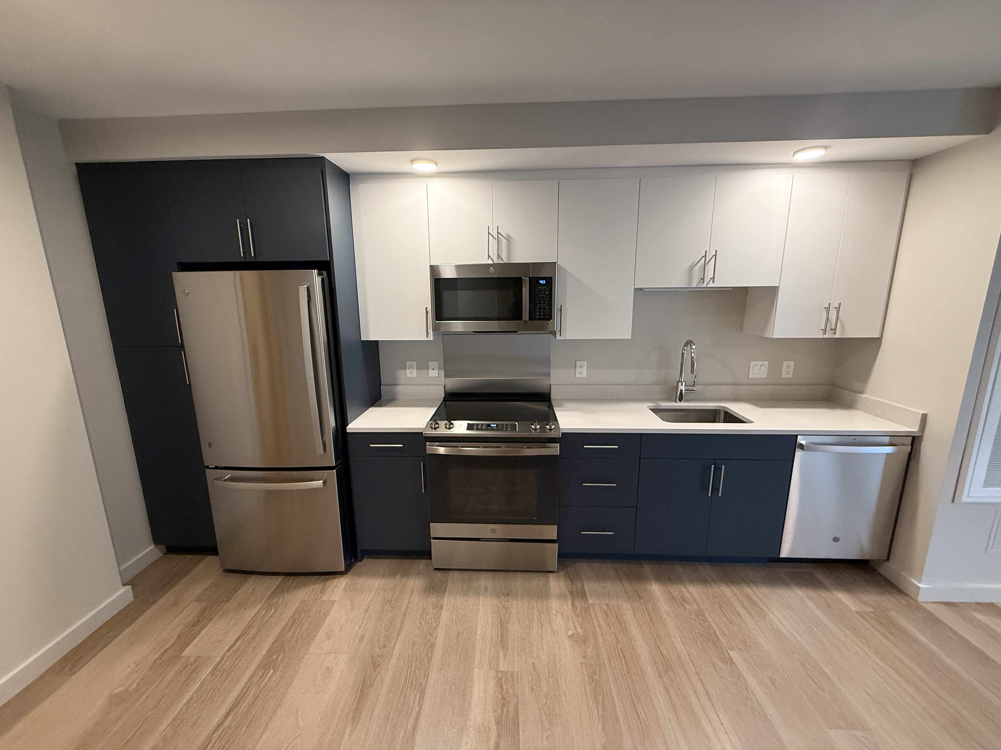 Studio bed, 1 bath apartment for rent at 1550 Soldiers Field Rd Unit 120, Brighton — photo 12 of 17