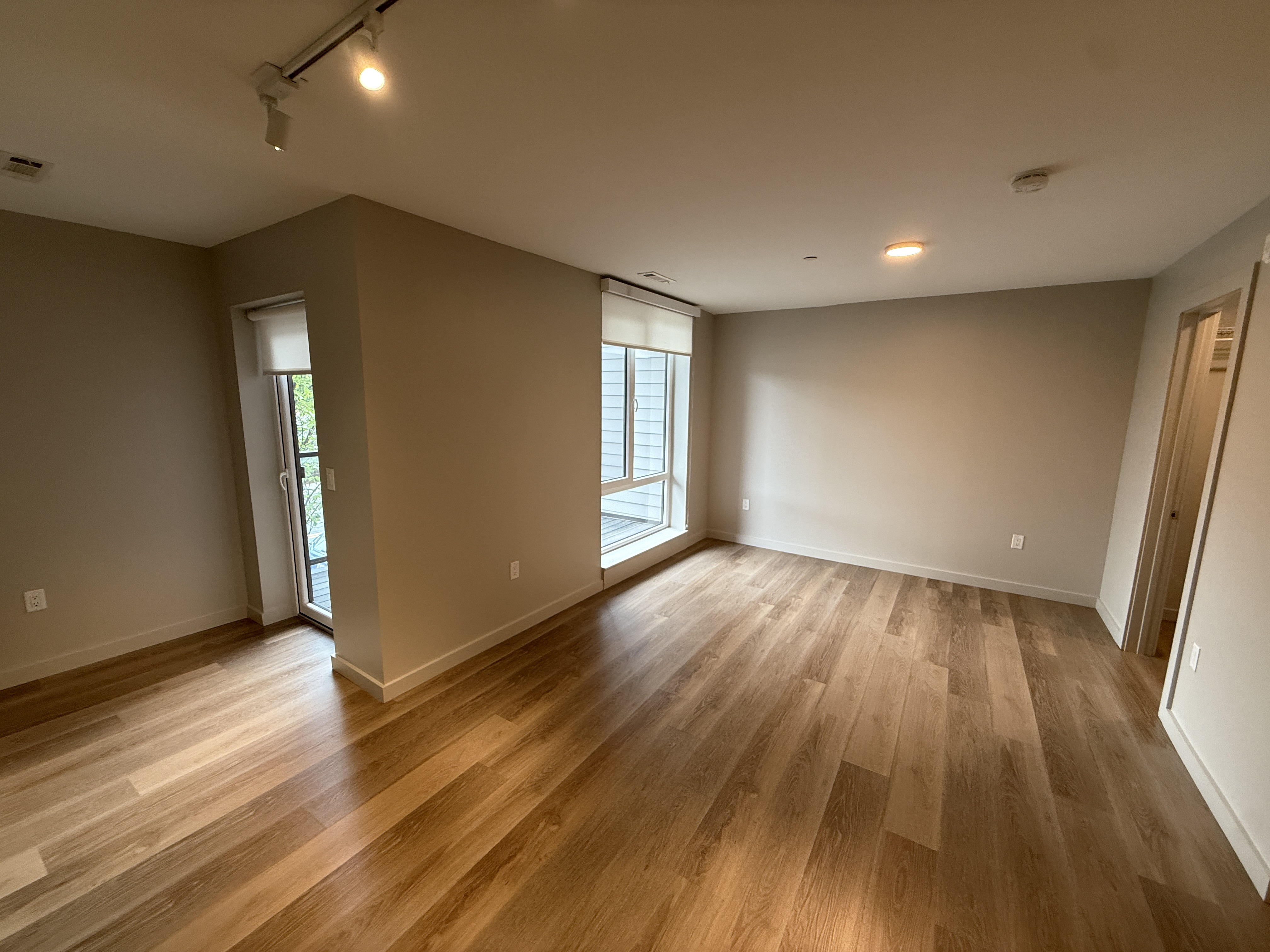 Studio bed, 1 bath apartment for rent at 1550 Soldiers Field Rd Unit 120, Brighton — photo 17 of 17