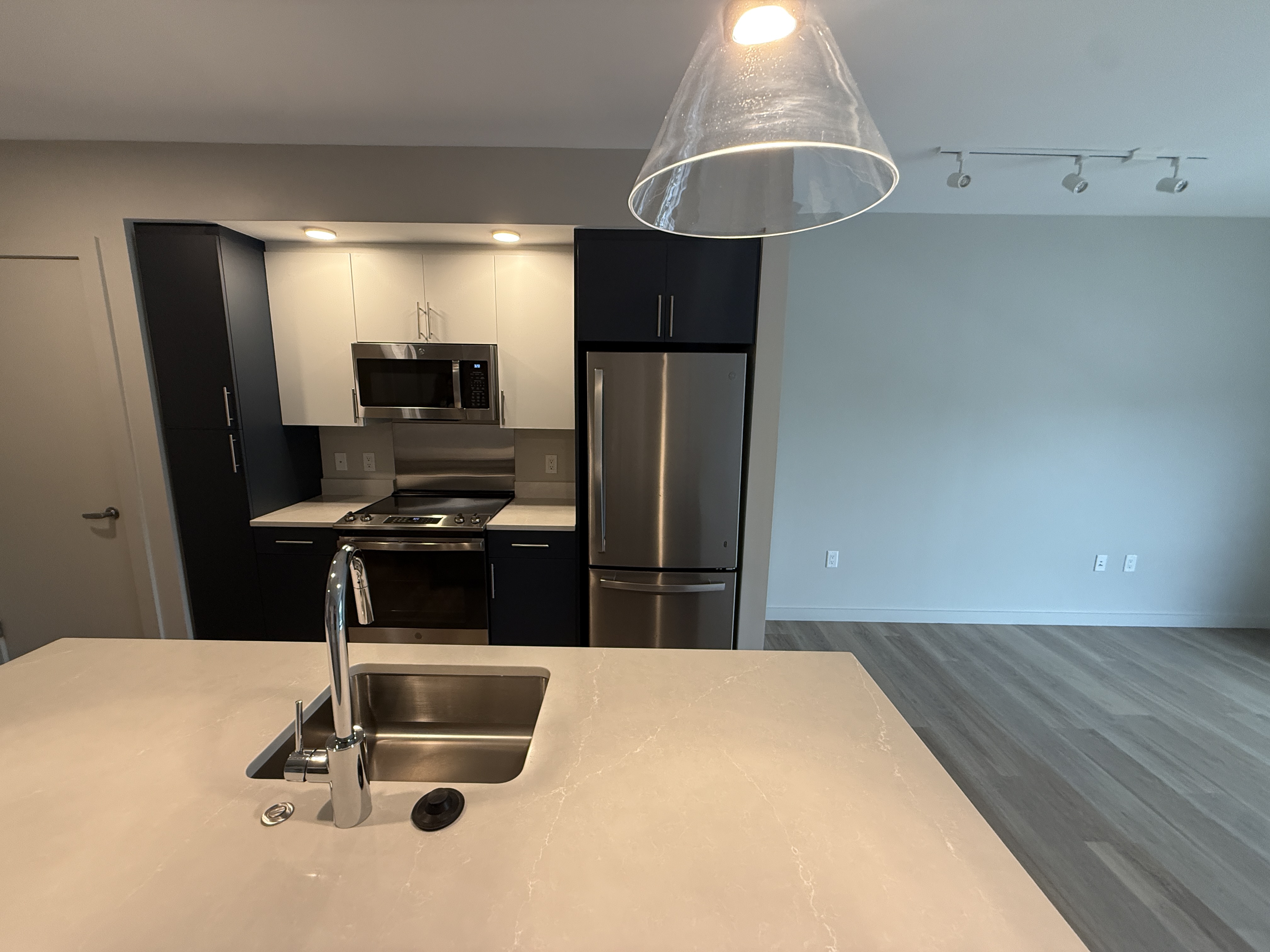 2 bed, 2 bath apartment for rent at 1550 Soldiers Field Rd Unit 401, Brighton — photo 20 of 23