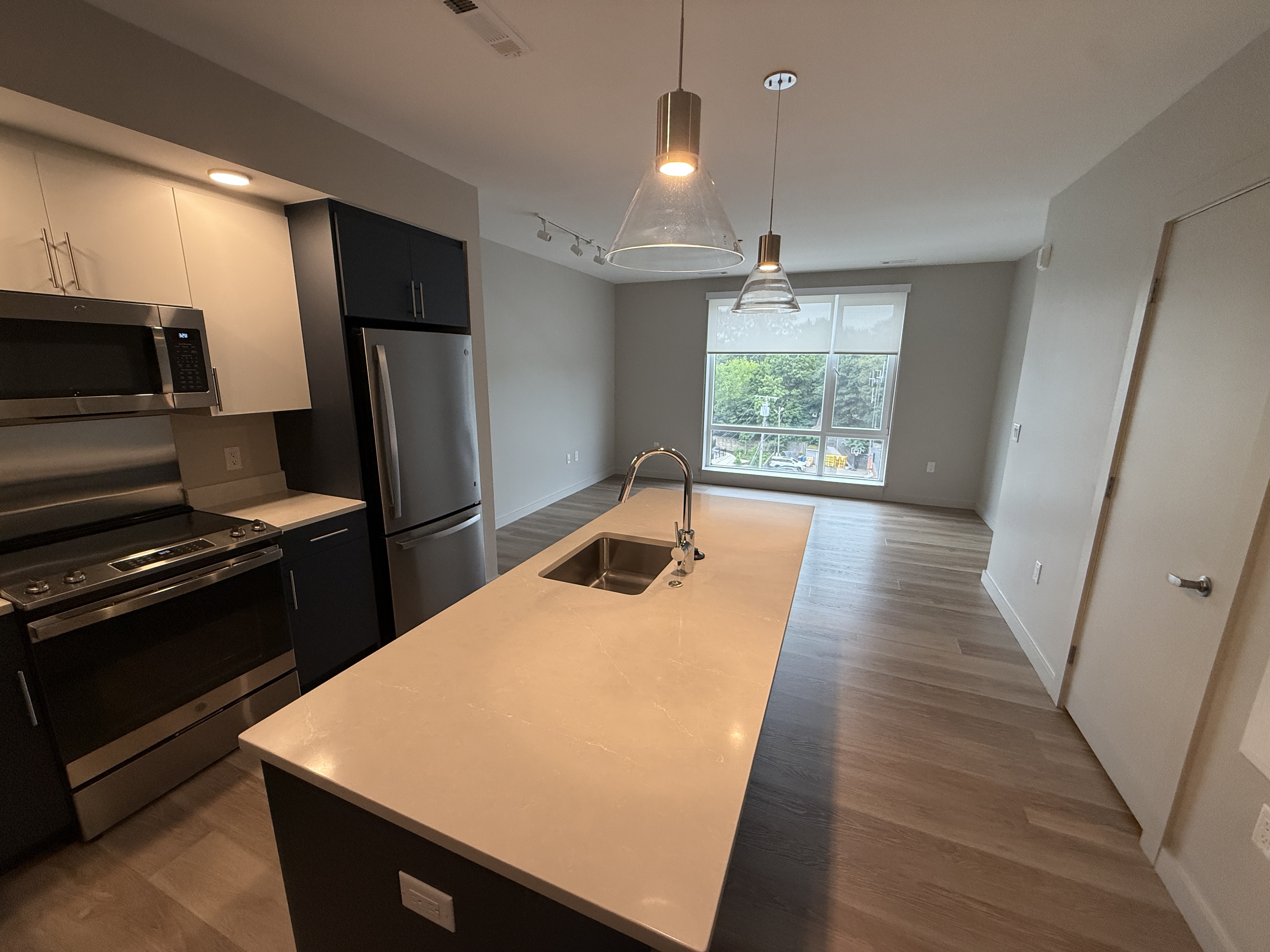 2 bed, 2 bath apartment for rent at 1550 Soldiers Field Rd Unit 401, Brighton — photo 10 of 23
