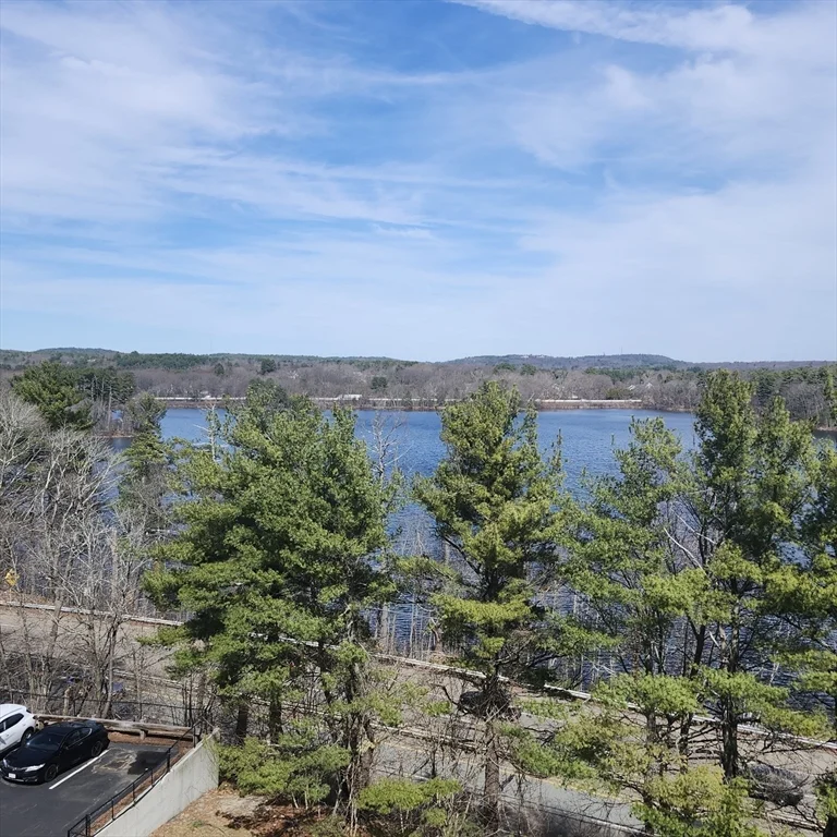 2 bed, 2 bath apartment for rent at 1550 Worcester Rd Unit 402, Framingham — photo 9 of 13