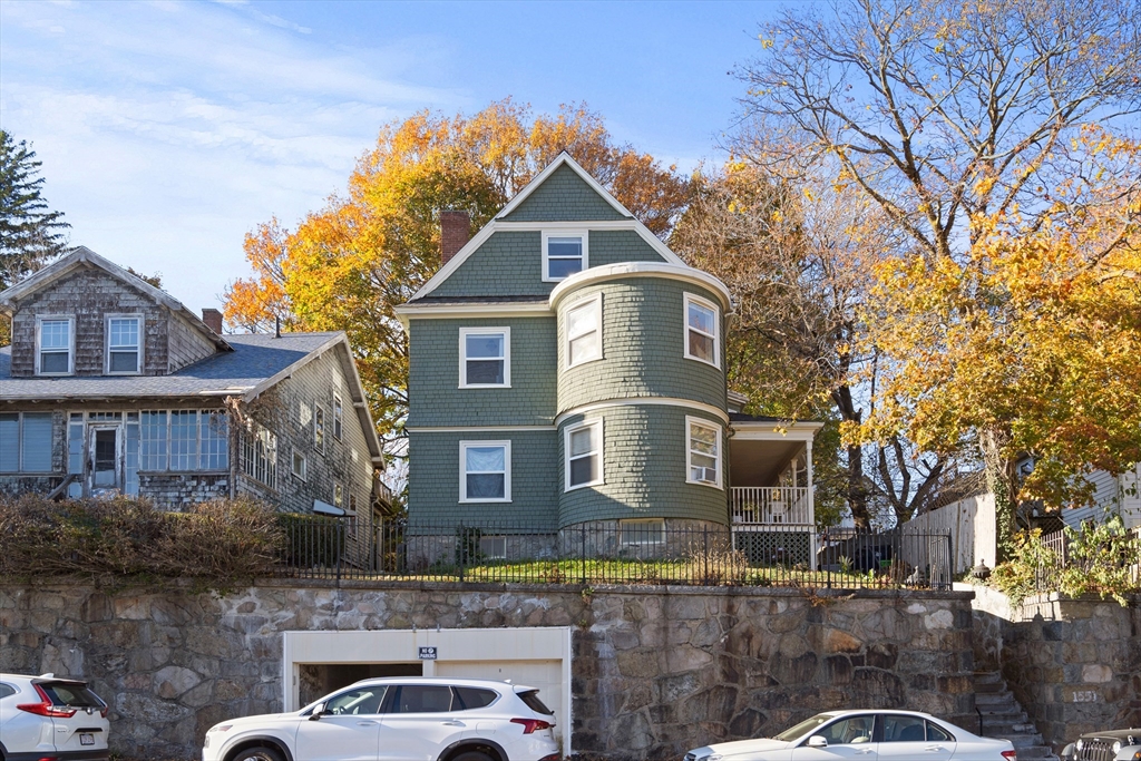 3 bed, 1 bath apartment for rent at 1551 Centre St Unit 2, West Roxbury — photo 19 of 19