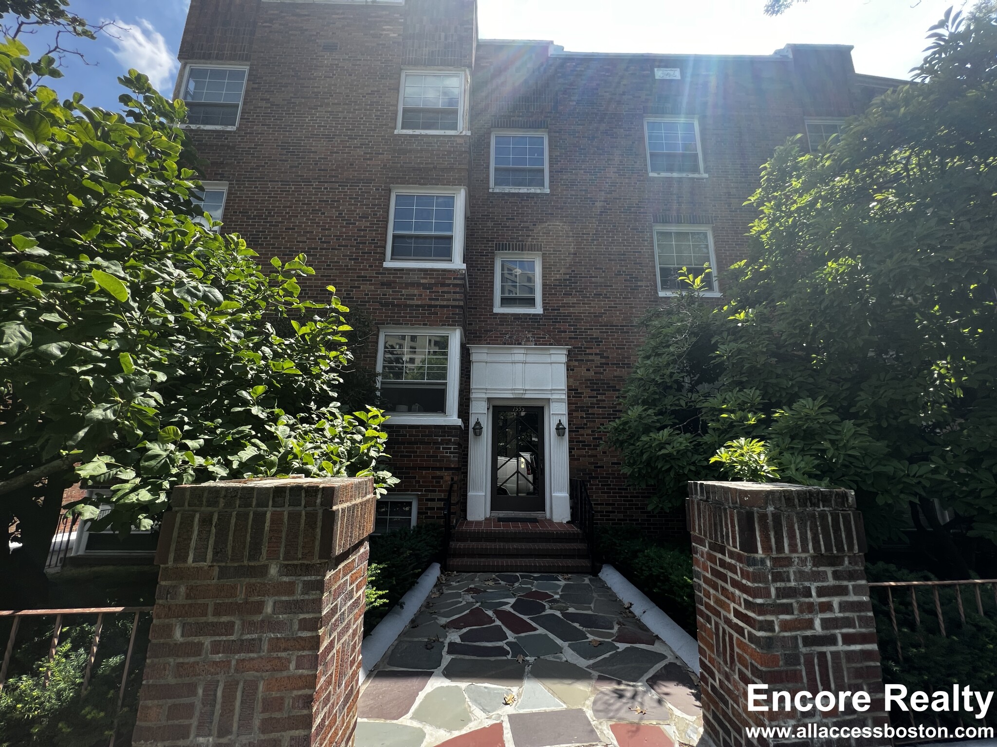 1 bed, 1 bath apartment for rent at 1555 Beacon St Unit 1B, Brookline — photo 31 of 35
