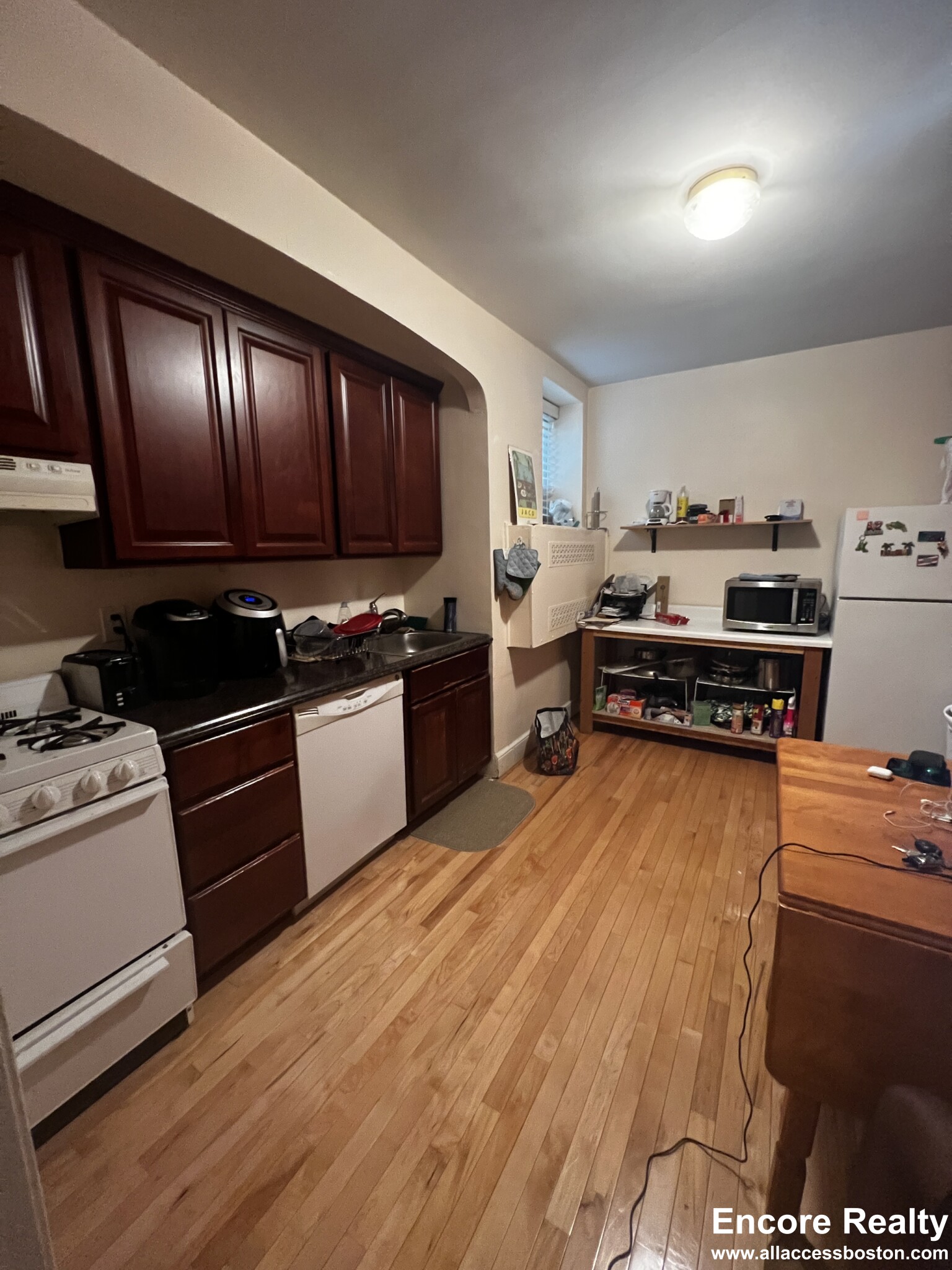 1 bed, 1 bath apartment for rent at 1555 Beacon St Unit 1B, Brookline — photo 22 of 35