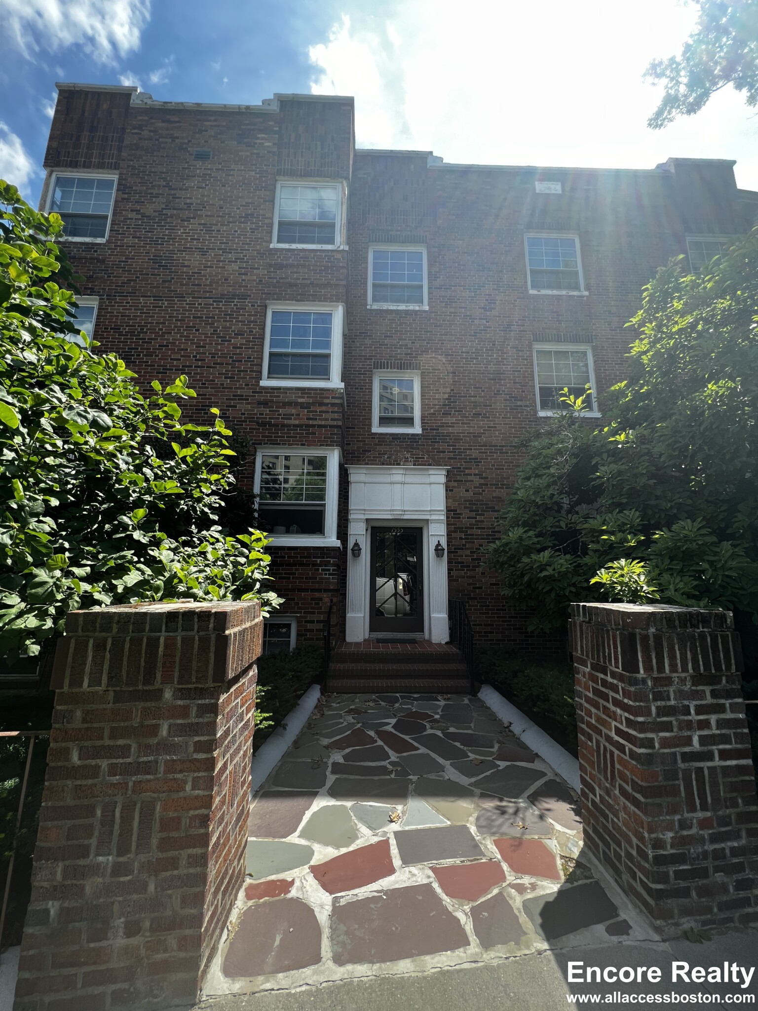 1 bed, 1 bath apartment for rent at 1555 Beacon St Unit 1B, Brookline — photo 32 of 35
