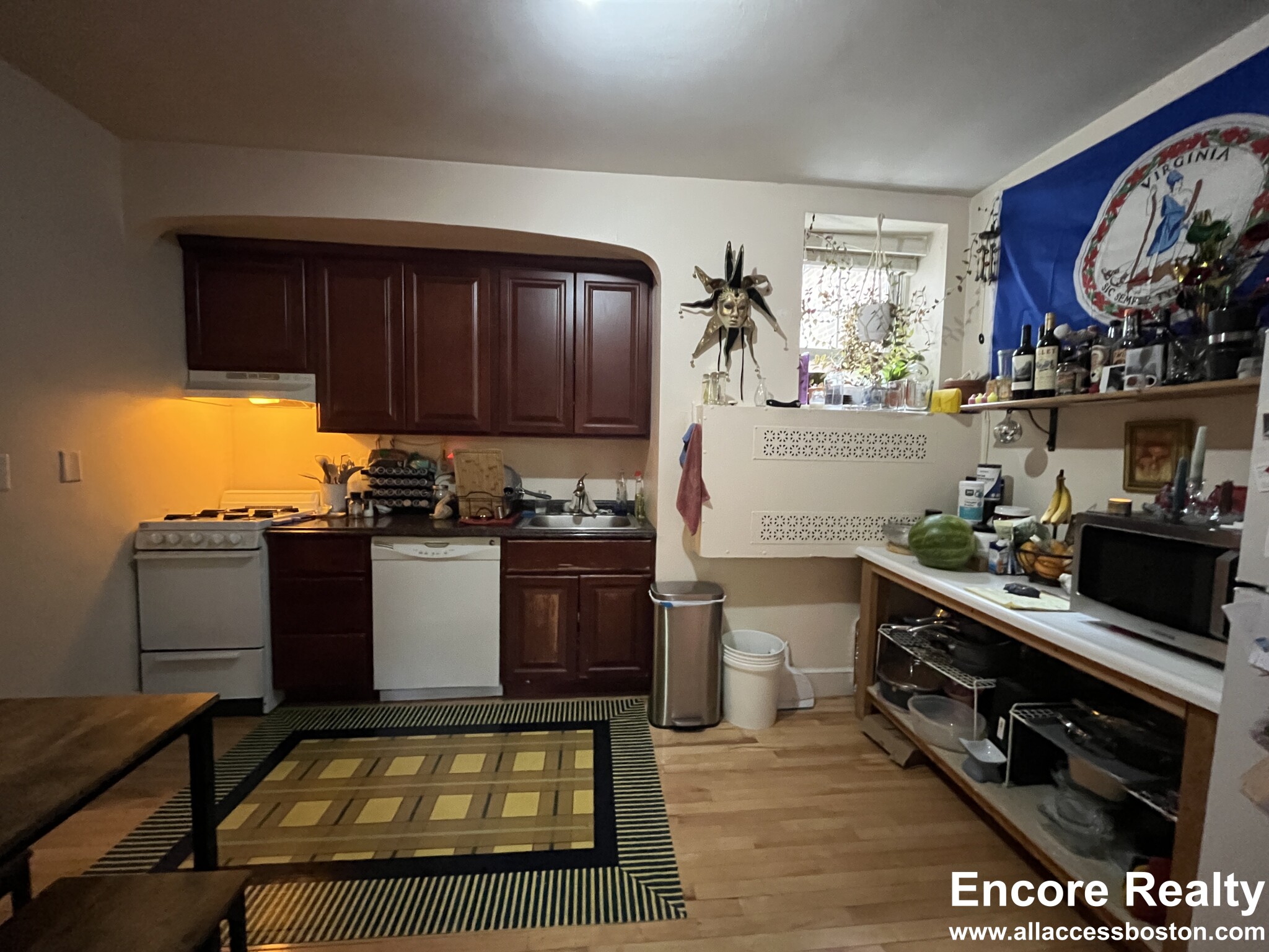 1 bed, 1 bath apartment for rent at 1555 Beacon St Unit 1B, Brookline — photo 4 of 35