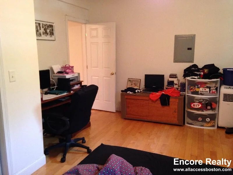 1 bed, 1 bath apartment for rent at 1555 Beacon St Unit 22, Brookline — photo 28 of 41
