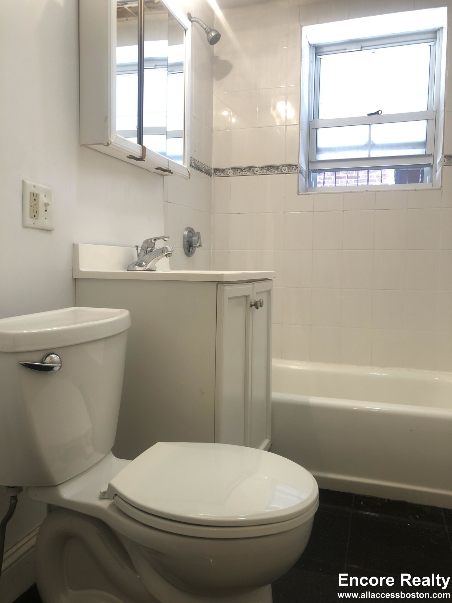 1 bed, 1 bath apartment for rent at 1555 Beacon St Unit 2B, Brookline — photo 38 of 41