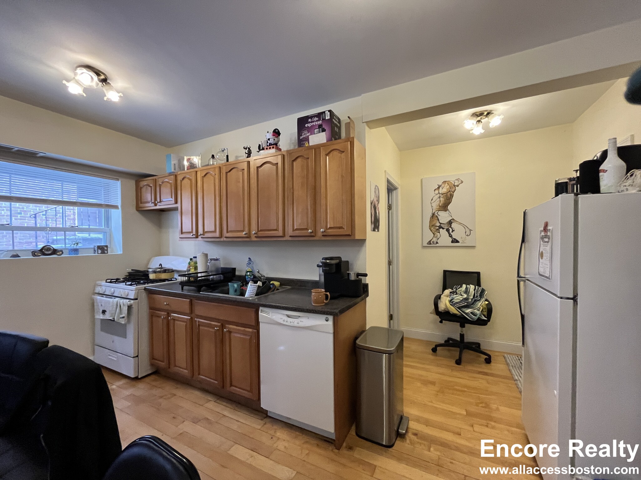 1 bed, 1 bath apartment for rent at 1555 Beacon St Unit 2B, Brookline — photo 3 of 41