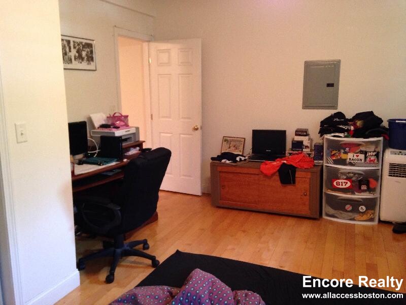 1 bed, 1 bath apartment for rent at 1555 Beacon St Unit 2B, Brookline — photo 28 of 41