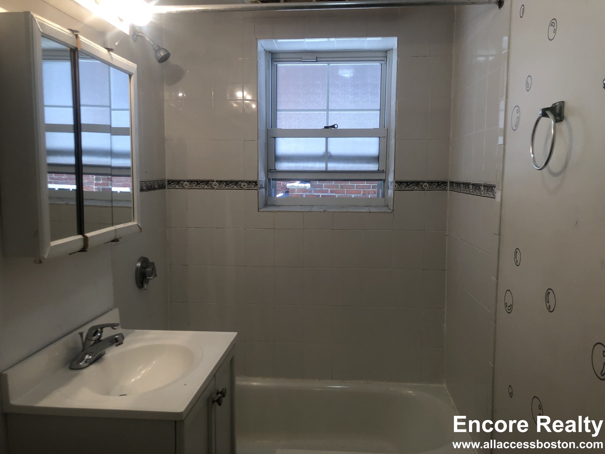 1 bed, 1 bath apartment for rent at 1555 Beacon St Unit 2B, Brookline — photo 37 of 41