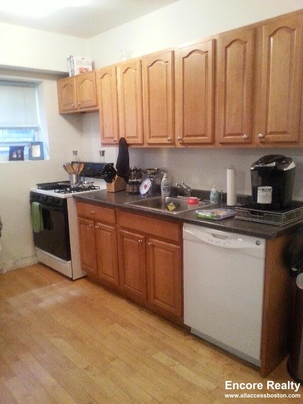 1 bed, 1 bath apartment for rent at 1555 Beacon St Unit 2B, Brookline — photo 23 of 41