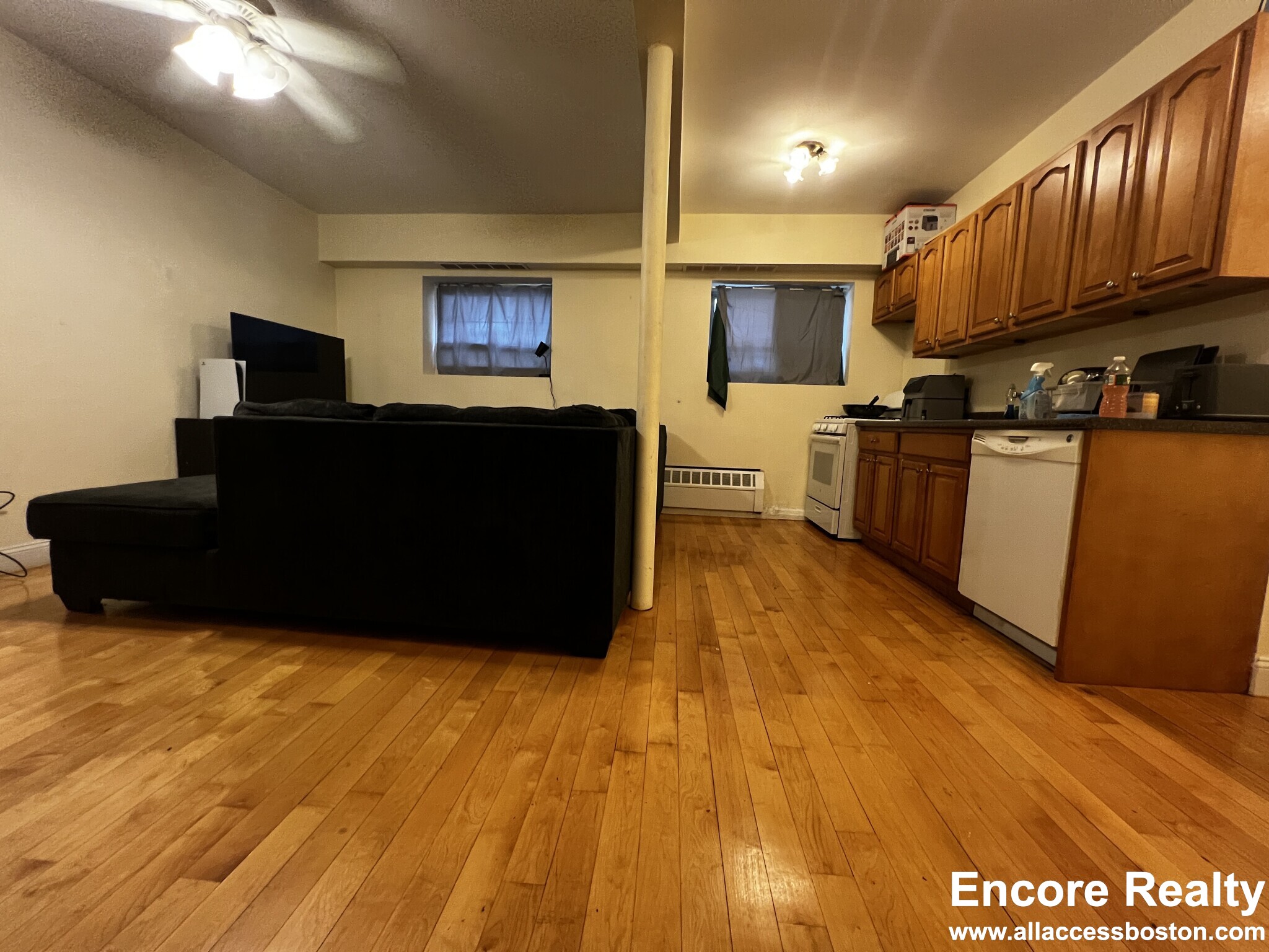 1 bed, 1 bath apartment for rent at 1555 Beacon St Unit 2B, Brookline — photo 17 of 41
