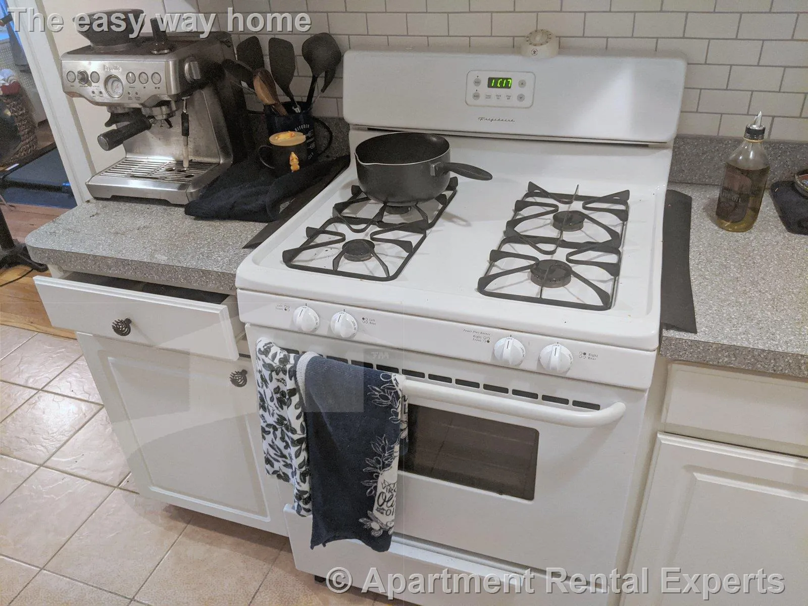 2 bed, 1 bath apartment for rent at 1558 Massachusetts Ave Unit 32, Harvard Square — photo 3 of 22