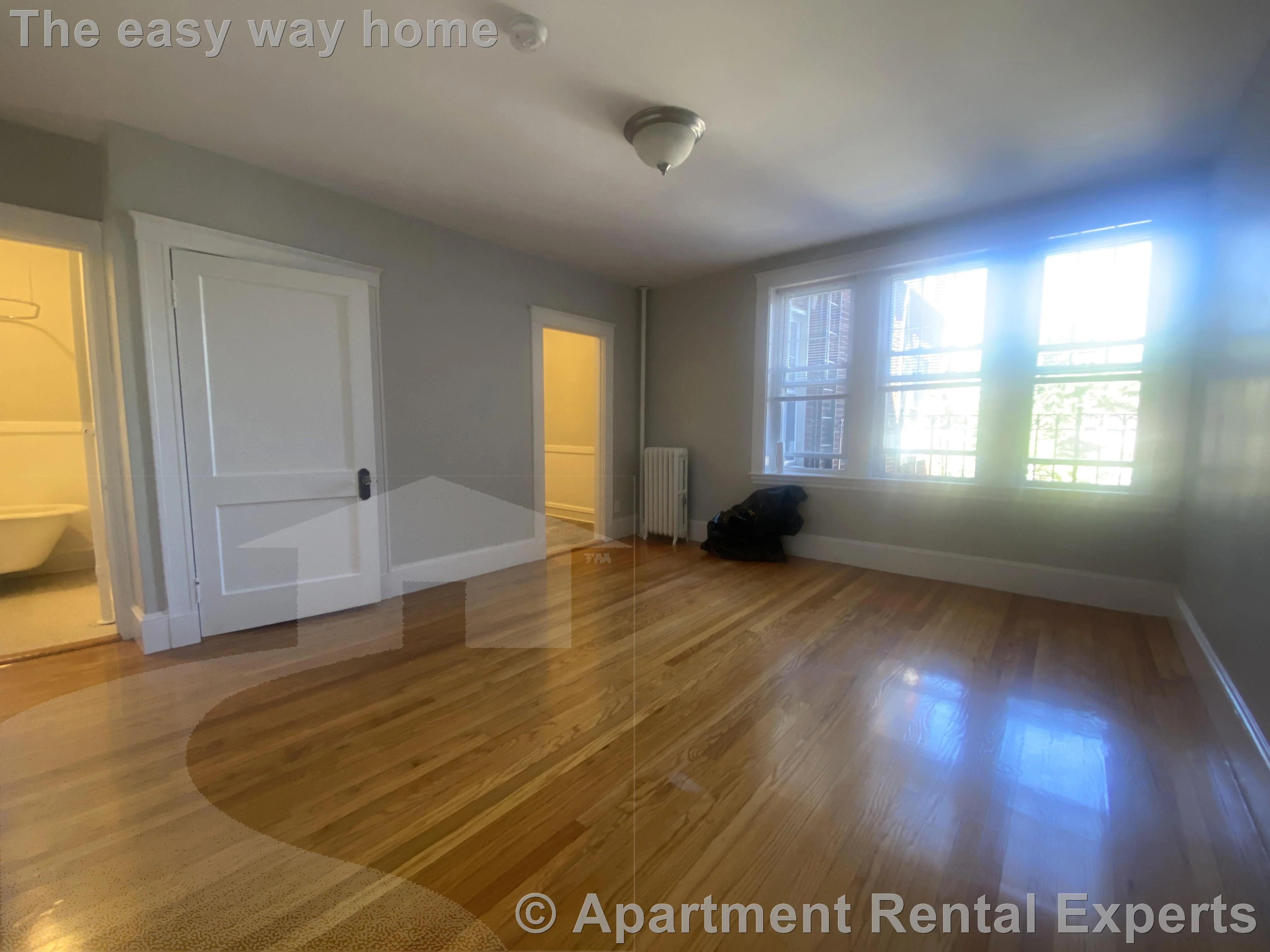 Studio bed, 1 bath apartment for rent at 156-158 Summer St Unit 301, Spring Hill — photo 1 of 7